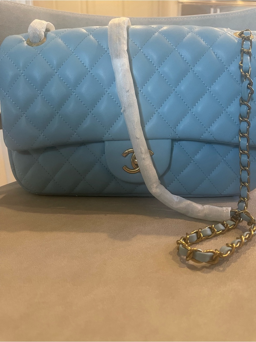 Quilted Classic leather Flap Bag - Light Blue - Picture 10 of 10